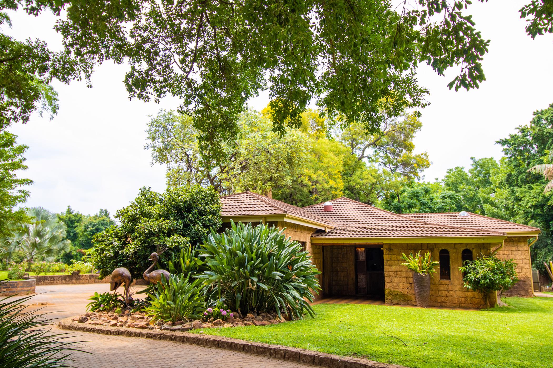 Mixed use farm for sale in Zandfontein, Hartbeespoort - 1HR1465559