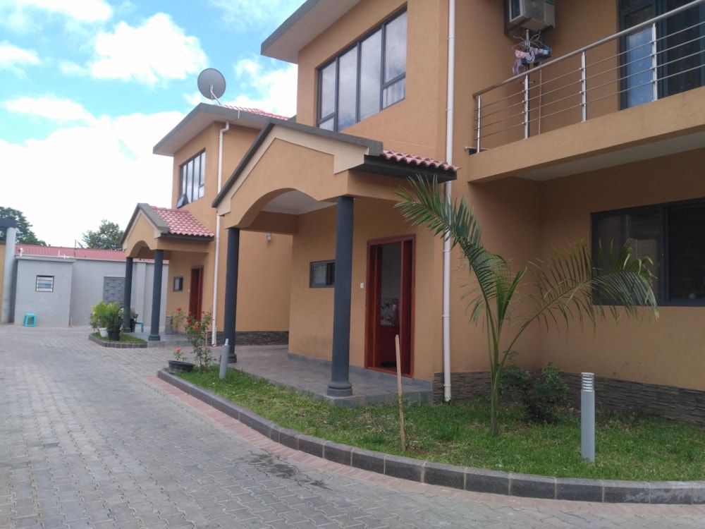 Security complex home to rent in Handsworth Park , Zambia - 3ZA1466659 Security complex home to rent in Handsworth Park , Zambia - 3ZA1466659