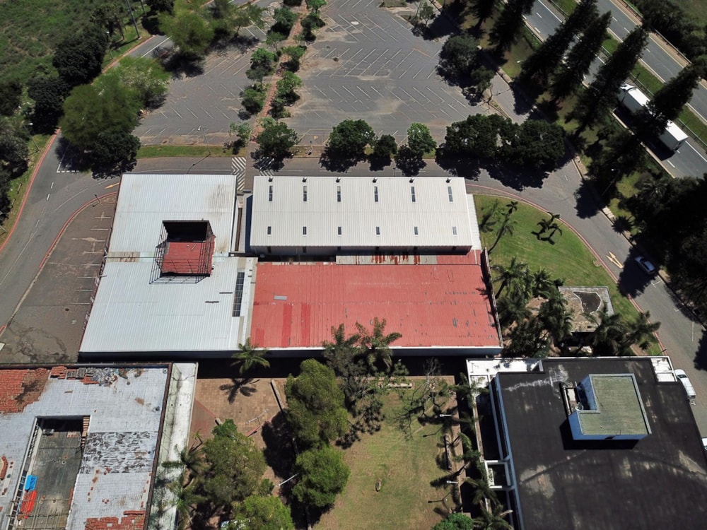 Commercial retail property for sale in Amanzimtoti - 1WB1642100