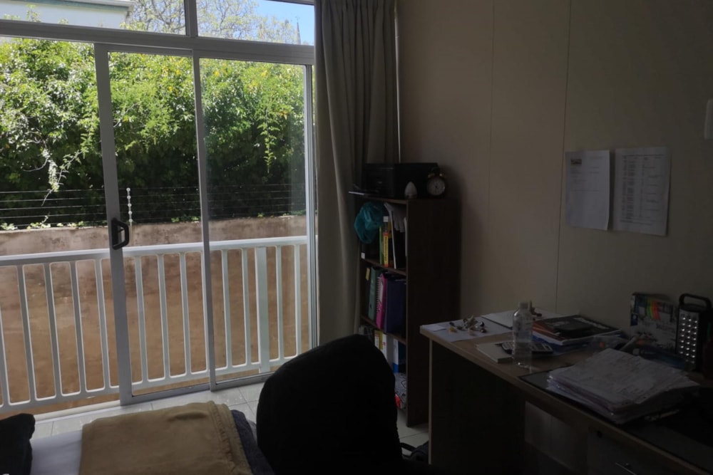 Bachelor apartment to rent in West Hill, Grahamstown, Makhanda - 1GC1737760