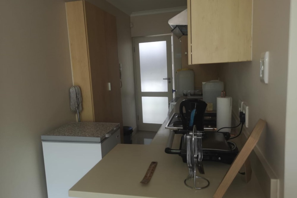 Bachelor apartment to rent in West Hill, Grahamstown, Makhanda - 1GC1737760