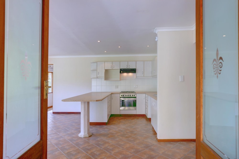 Cottage let in Heatherlands - GEO1681202 Cottage let in Heatherlands - GEO1681202