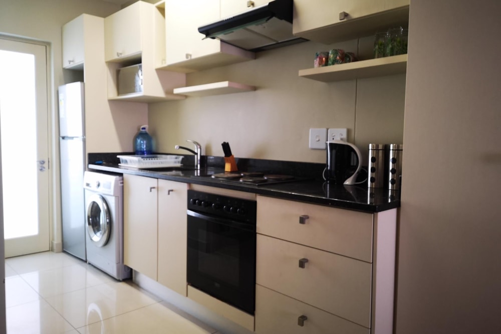 Bachelor apartment to rent in Grahamstown Central (Makhanda Central)  - 1GC1725849
