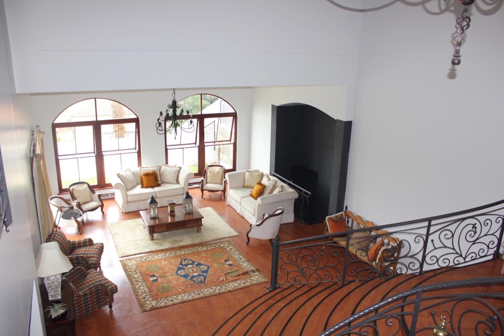 Security complex home for sale in Waterkloof Ridge - PT1663317 Security complex home for sale in Waterkloof Ridge - PT1663317