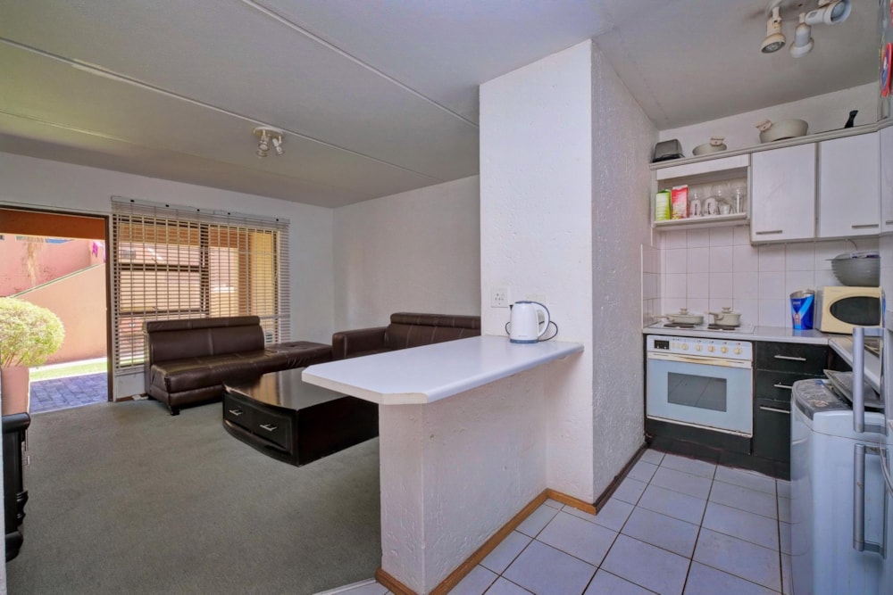 Garden apartment for sale in Ferndale, Randburg - RAN1612488 Garden apartment for sale in Ferndale, Randburg - RAN1612488
