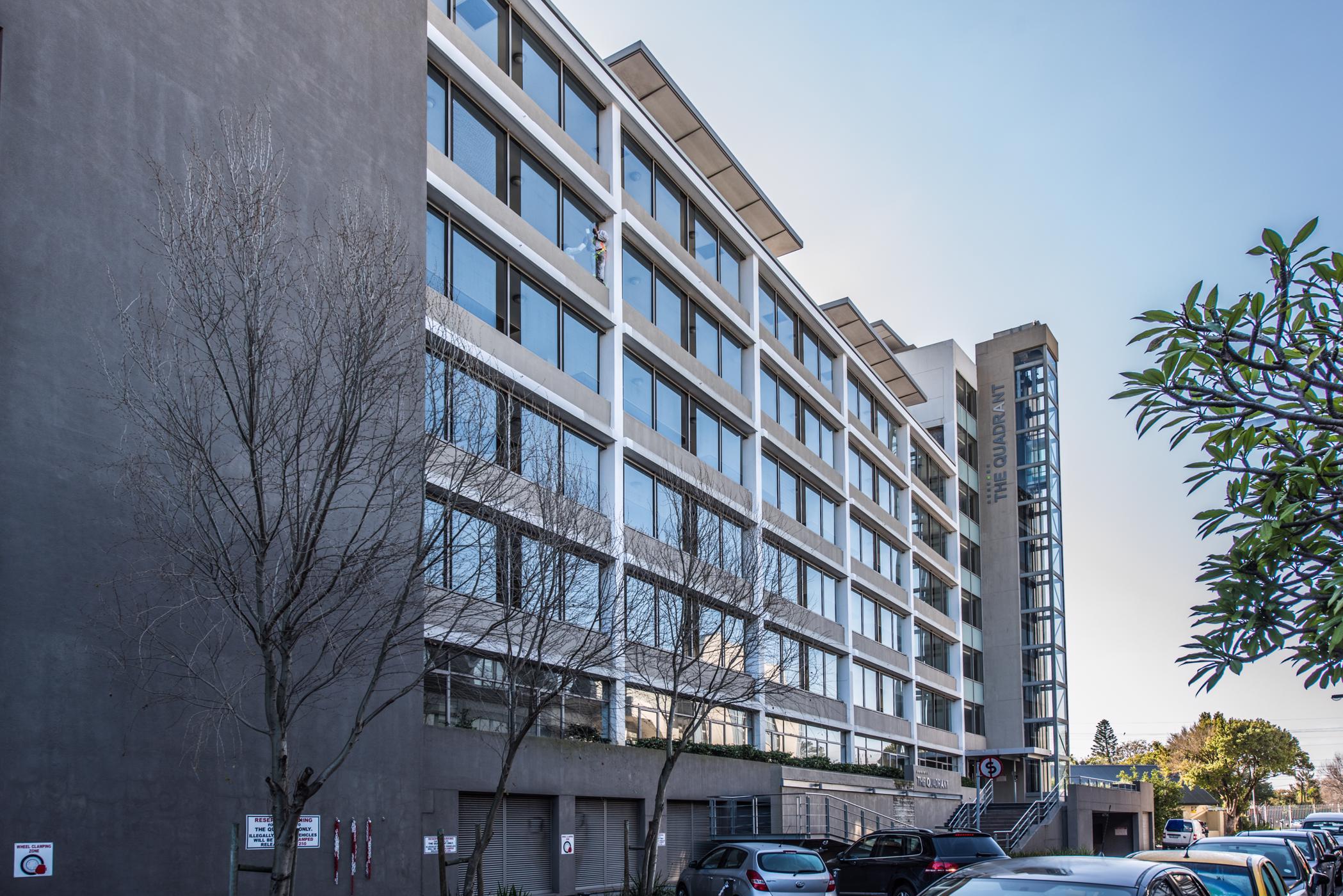 Apartment sold in Claremont, Cape Town - KW1688402