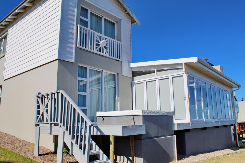 Townhouse for sale in Pinnacle Point Golf Estate - 1MB1616548 Townhouse for sale in Pinnacle Point Golf Estate - 1MB1616548