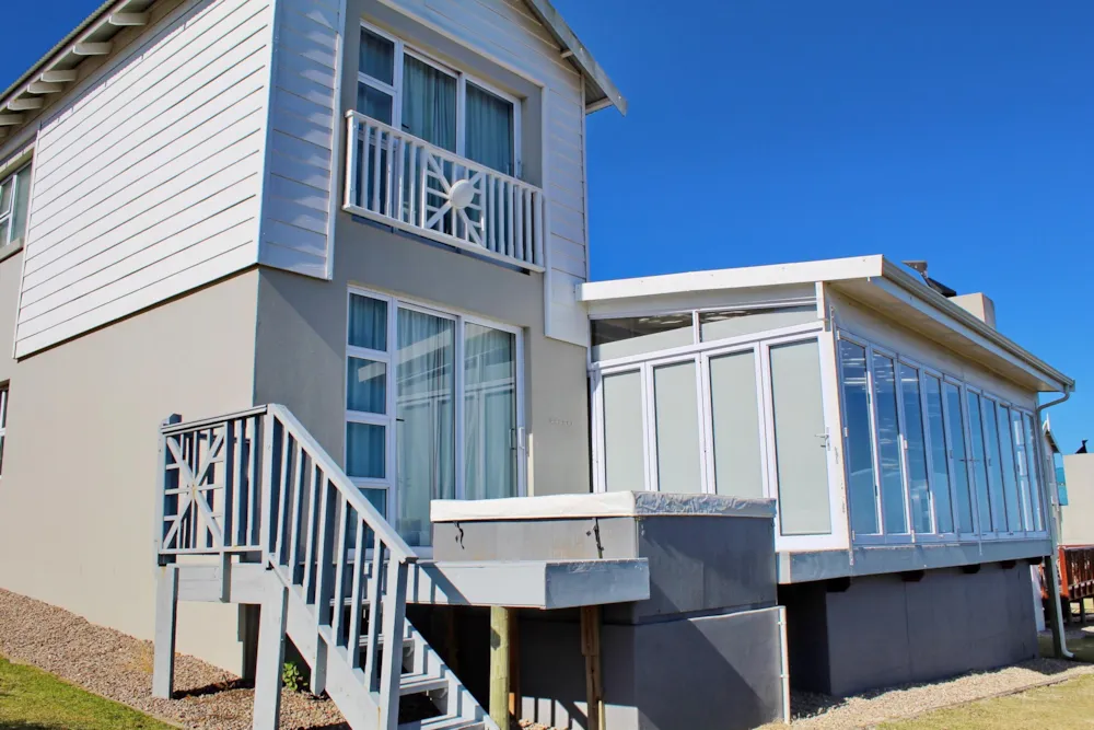 Townhouse for sale in Pinnacle Point Golf Estate - 1MB1616548 Townhouse for sale in Pinnacle Point Golf Estate - 1MB1616548