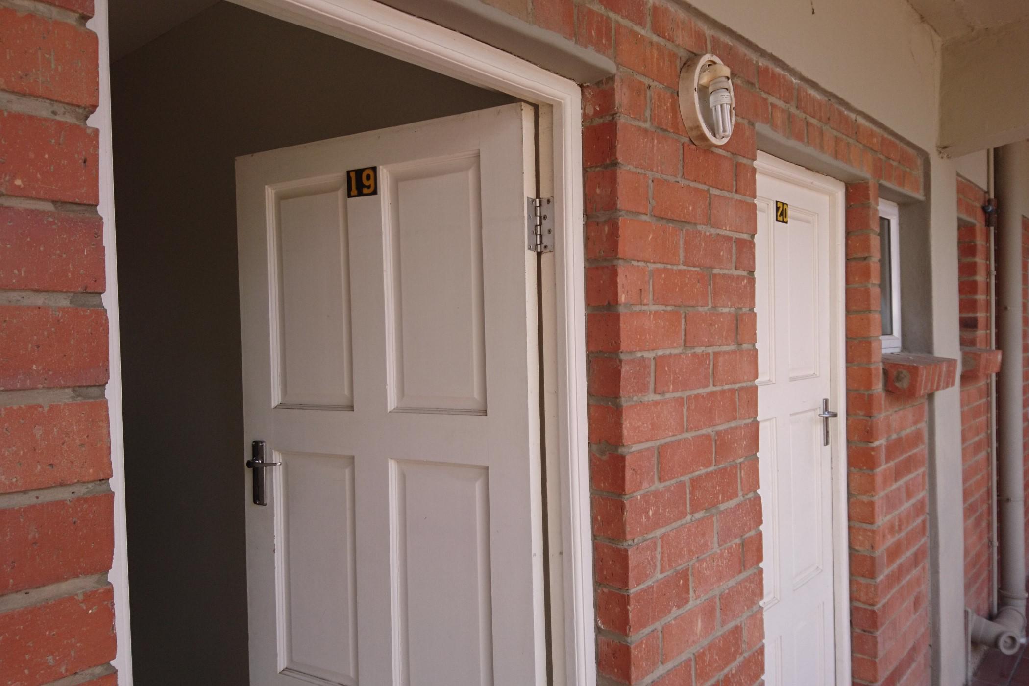 Apartment to rent in Grahamstown Central (Makhanda Central)  - 1GC1710788