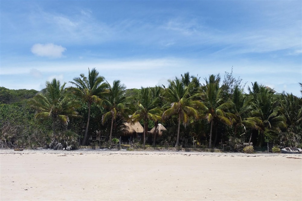 Beachfront villa sold in Inhassoro, Mozambique - 3MQ1712233