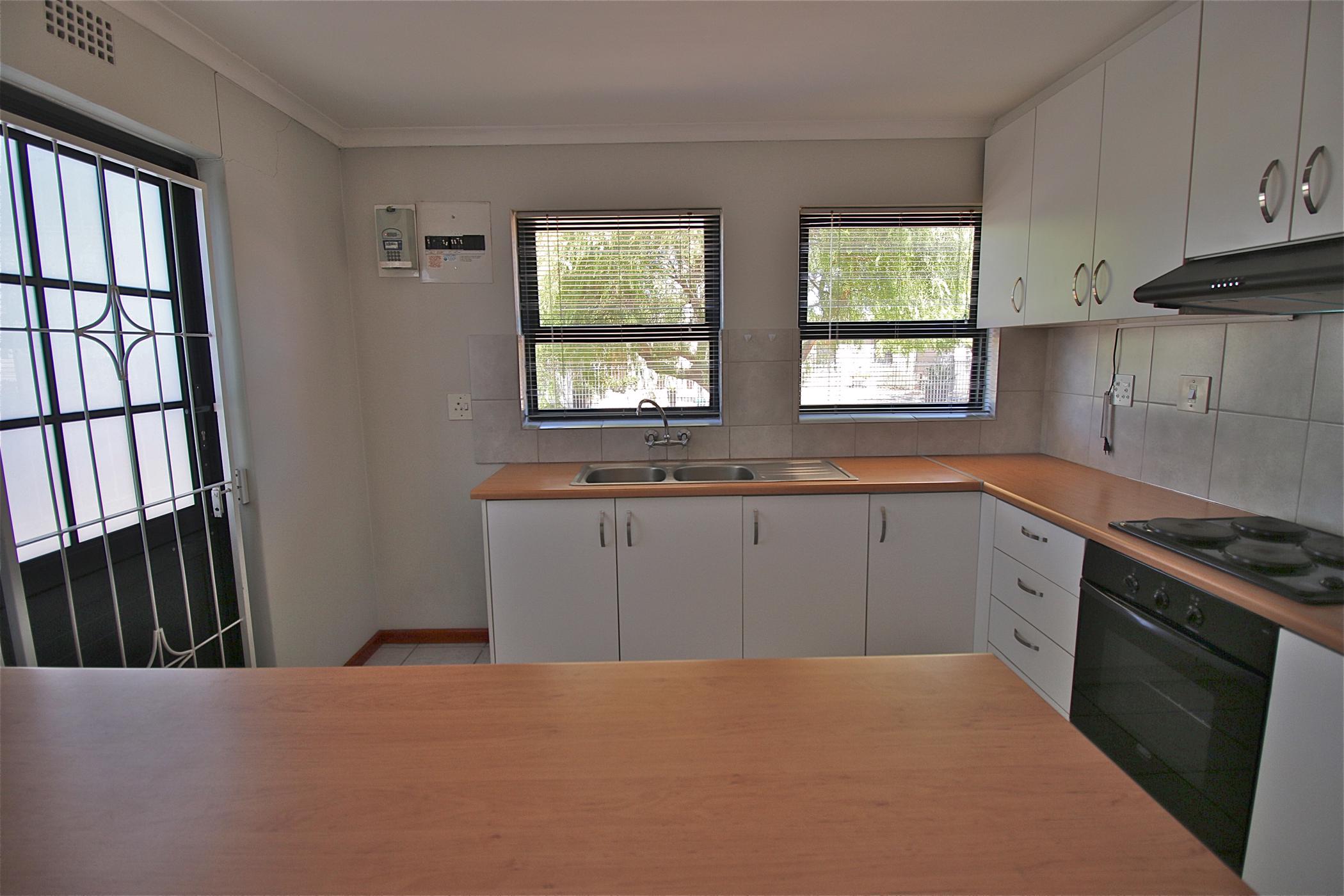 House to rent in Edgemead - 1PLA1751964