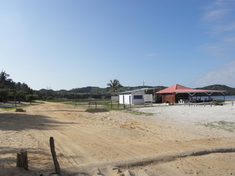 Beach resort for sale in Bilene, Mozambique - 3MQ1475637