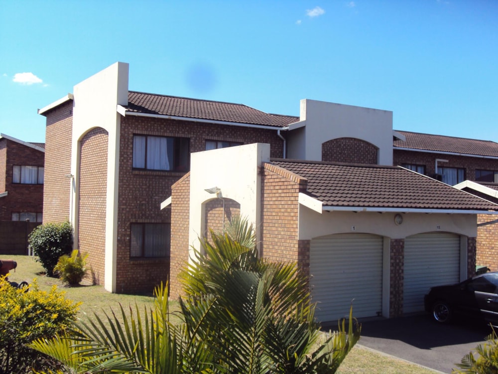 Security complex home for sale in Arboretum, Richards Bay - 1RY1628406 Security complex home for sale in Arboretum, Richards Bay - 1RY1628406