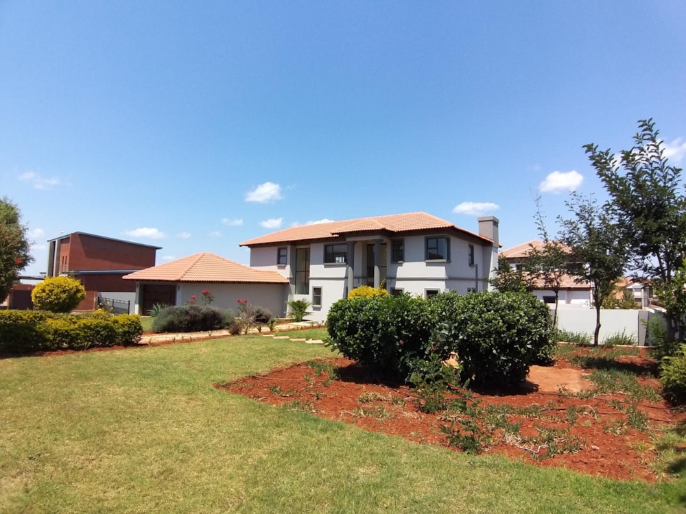 Security estate home to rent in Aquavista Mountain Estate - PNL1640321 Security estate home to rent in Aquavista Mountain Estate - PNL1640321