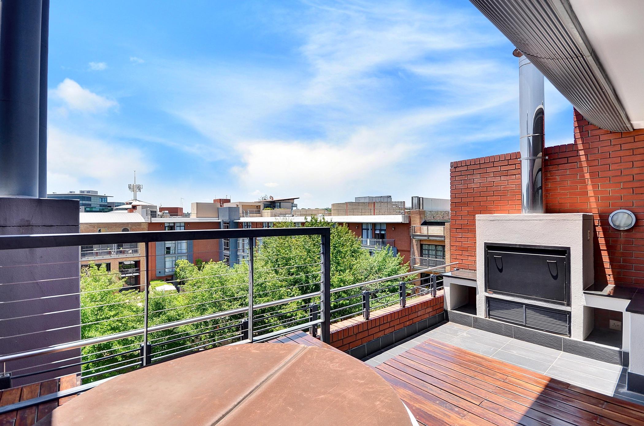 Apartment for sale in Melrose Arch - HP1481011