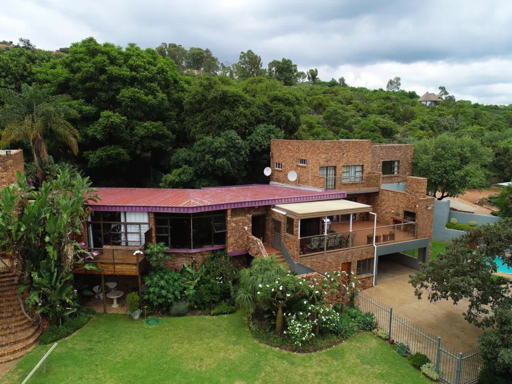Mixed use farm for sale in Hartbeespoort - 1HR1477732