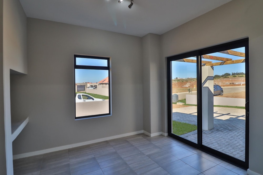 House for sale in Kidds Beach - 1ET1481070