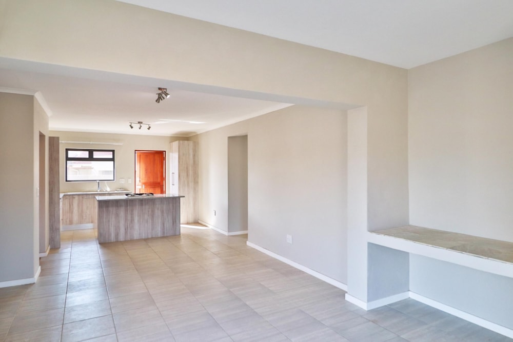 House for sale in Kidds Beach - 1ET1481139