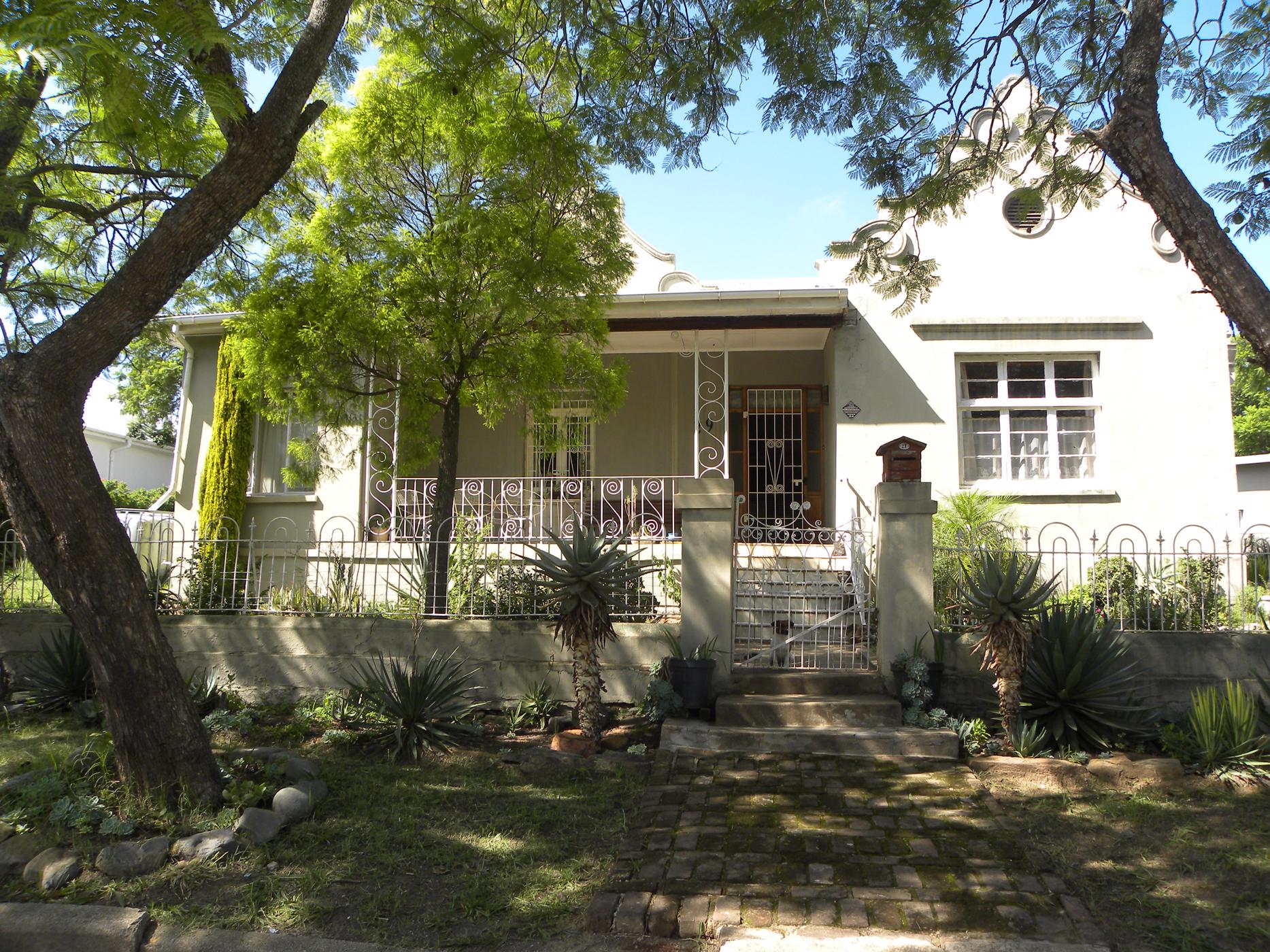 House for sale in Somerset East - 1KK1478042