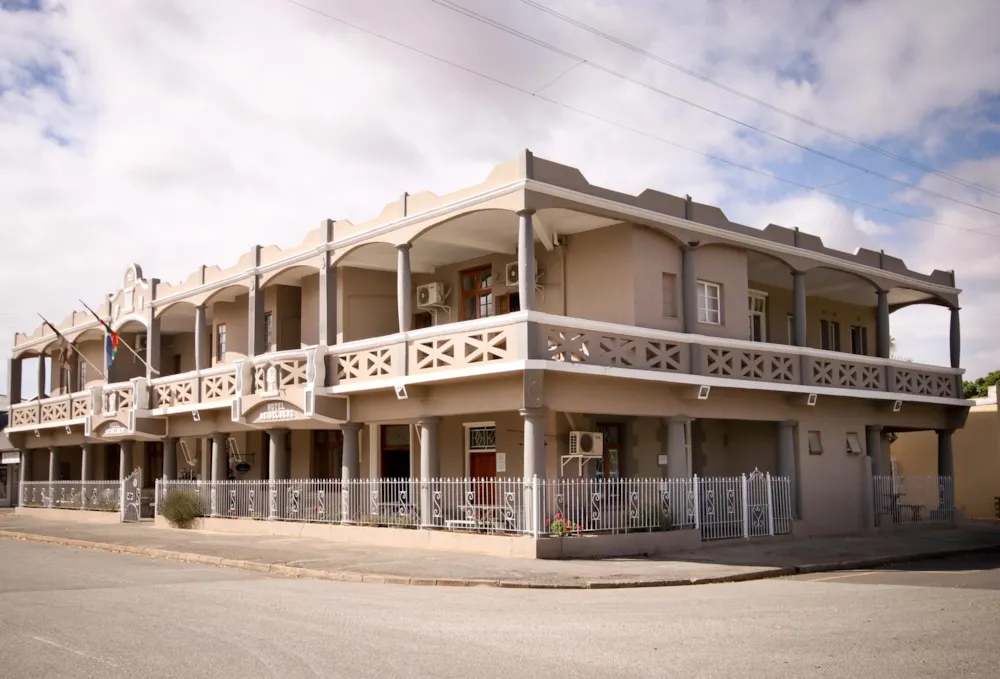 Country hotel for sale in Heidelberg, Garden Route - 1SR1504116 Country hotel for sale in Heidelberg, Garden Route - 1SR1504116