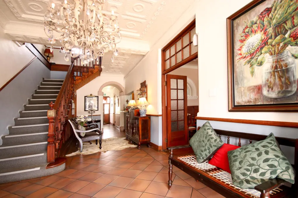 Country hotel for sale in Heidelberg, Garden Route - 1SR1504116 Country hotel for sale in Heidelberg, Garden Route - 1SR1504116
