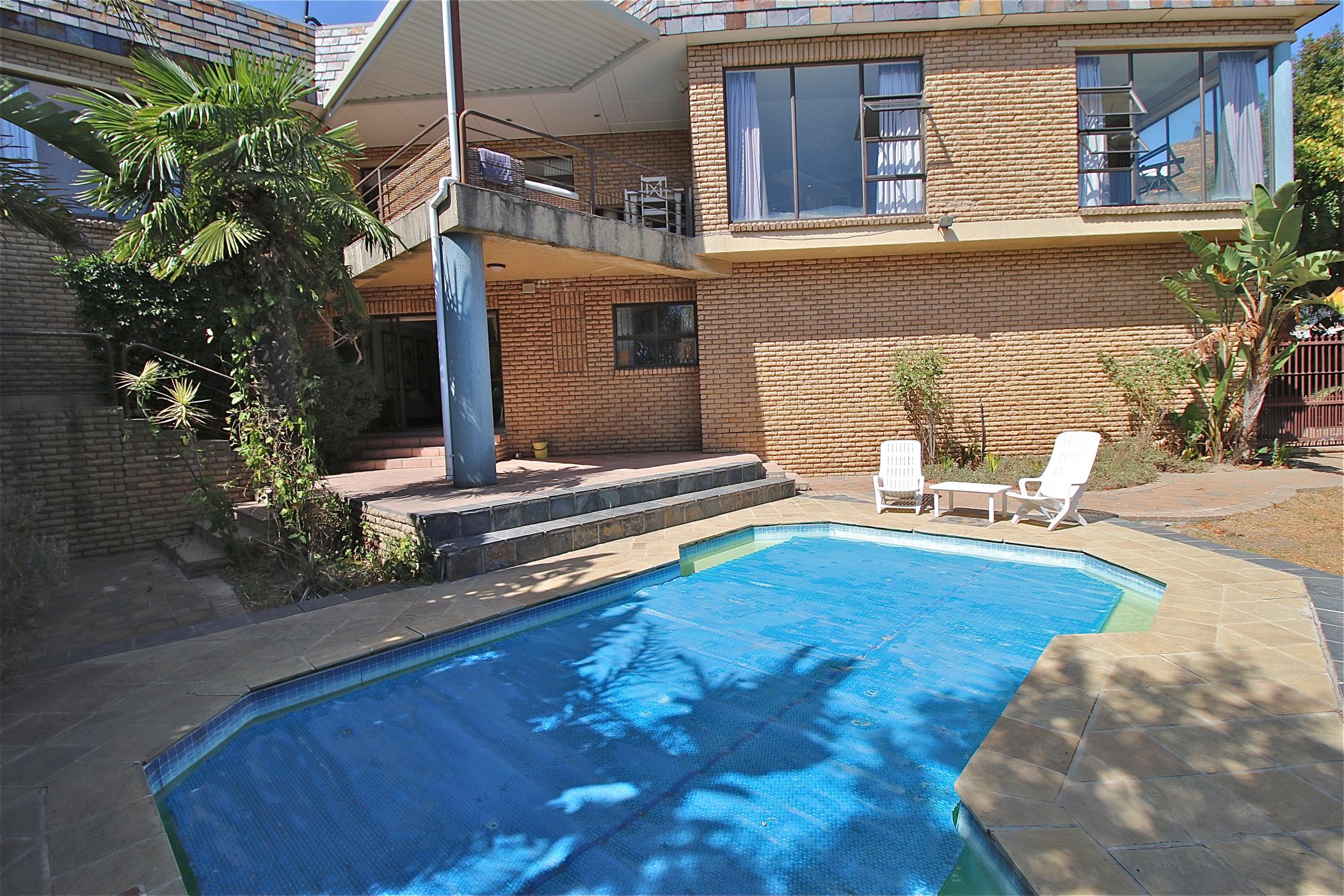 Double-storey house for sale in Plattekloof - 1PLA1707735