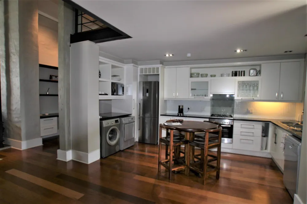 Apartment sold in Melrose Arch - HP1571150 Apartment sold in Melrose Arch - HP1571150