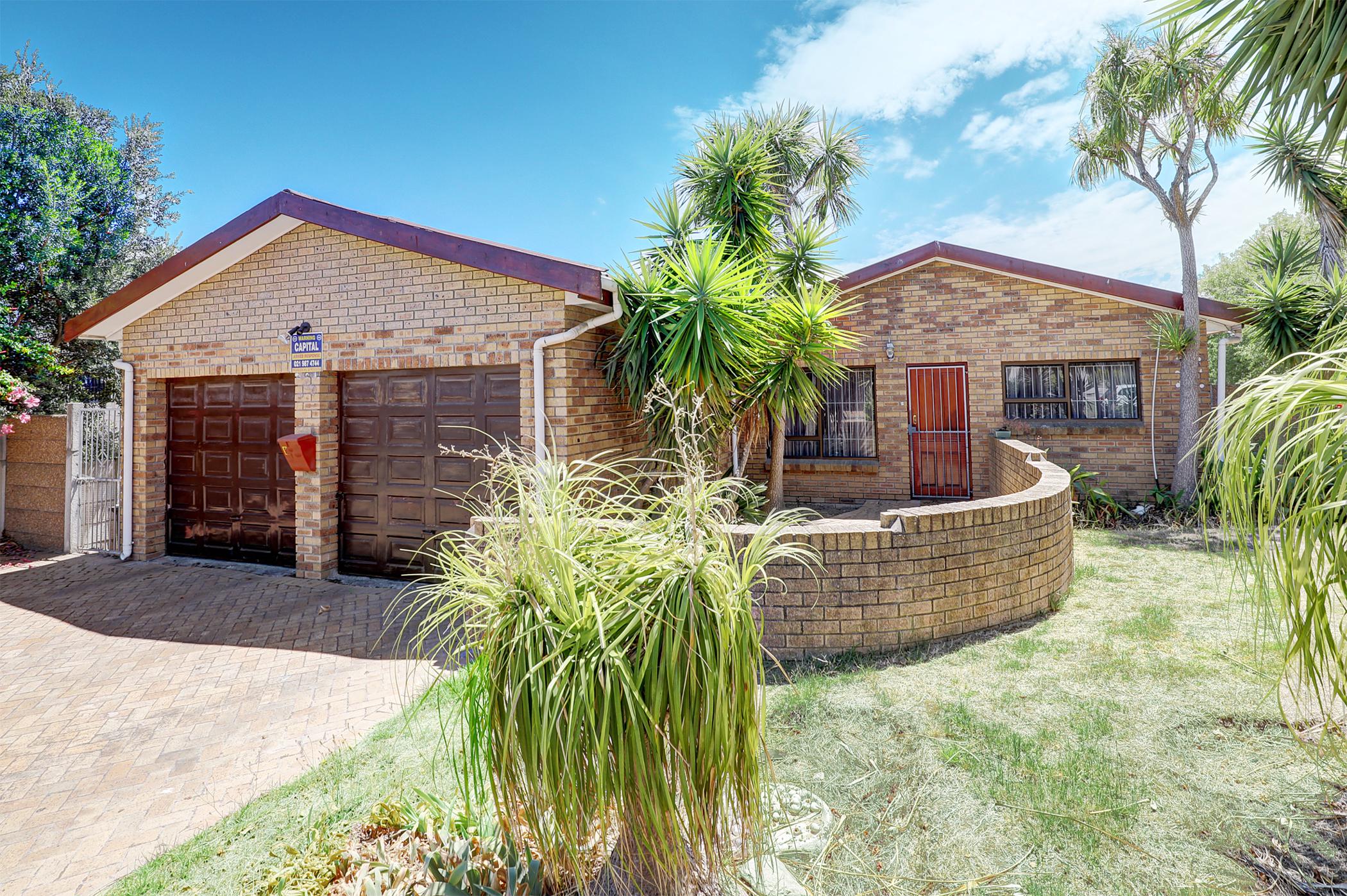 House to rent in The Crest - NSL1744586