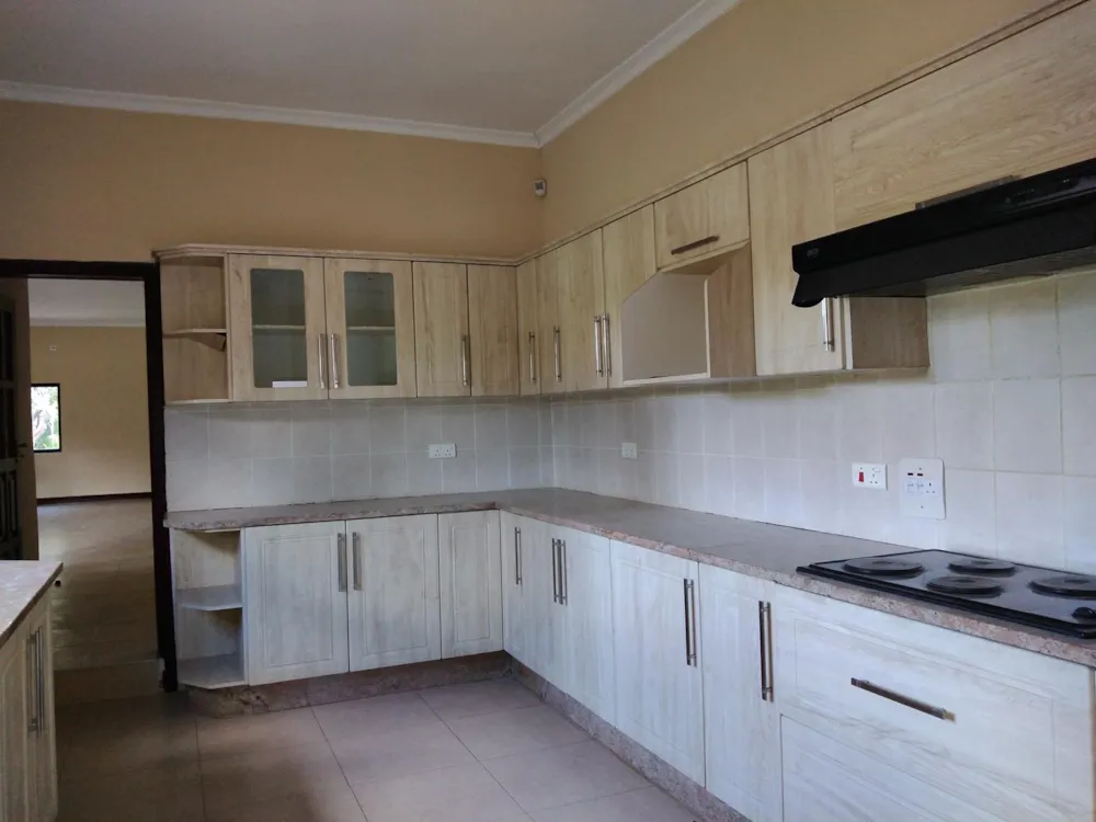 House to rent in Leopards Hill, Zambia - 3ZA1743619 House to rent in Leopards Hill, Zambia - 3ZA1743619