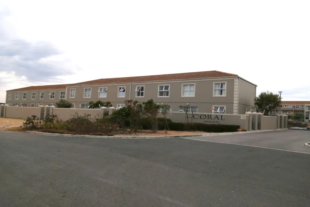 Security complex home let in Melkbosstrand - 1TV1749367 Security complex home let in Melkbosstrand - 1TV1749367