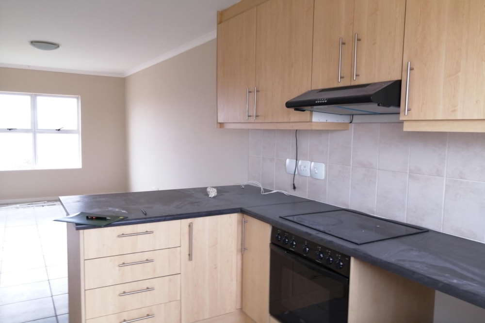 Security complex home to rent in Melkbosstrand - 1TV1731185