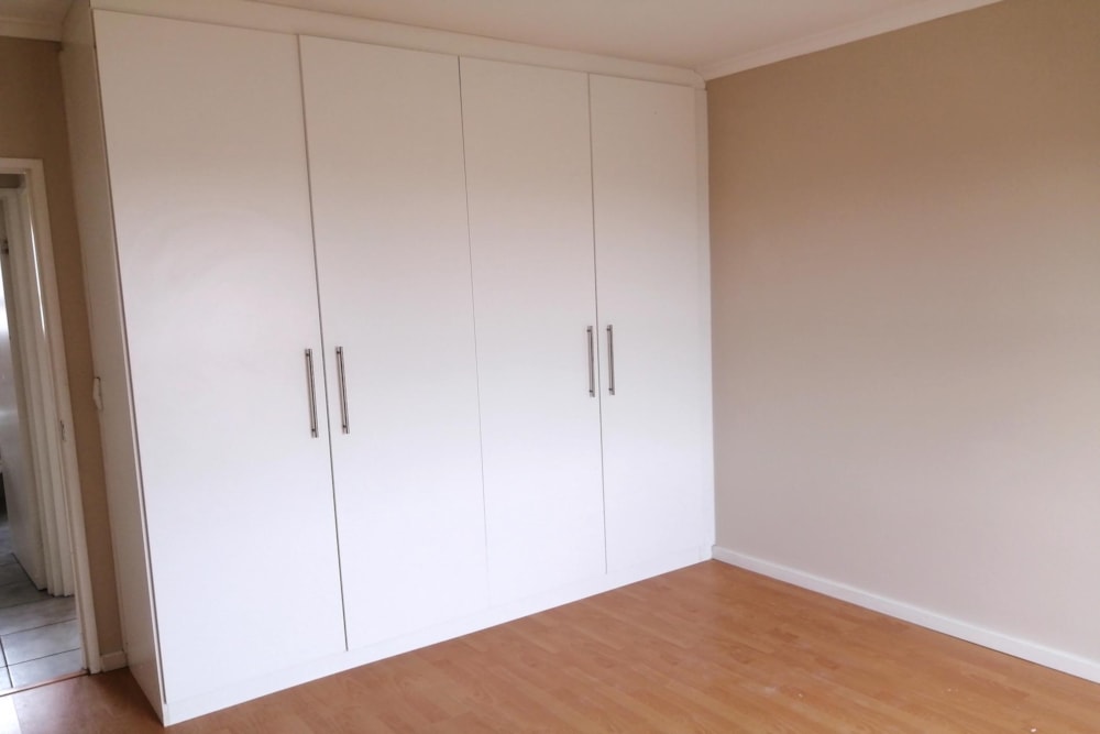 Security complex home to rent in Melkbosstrand - 1TV1731185