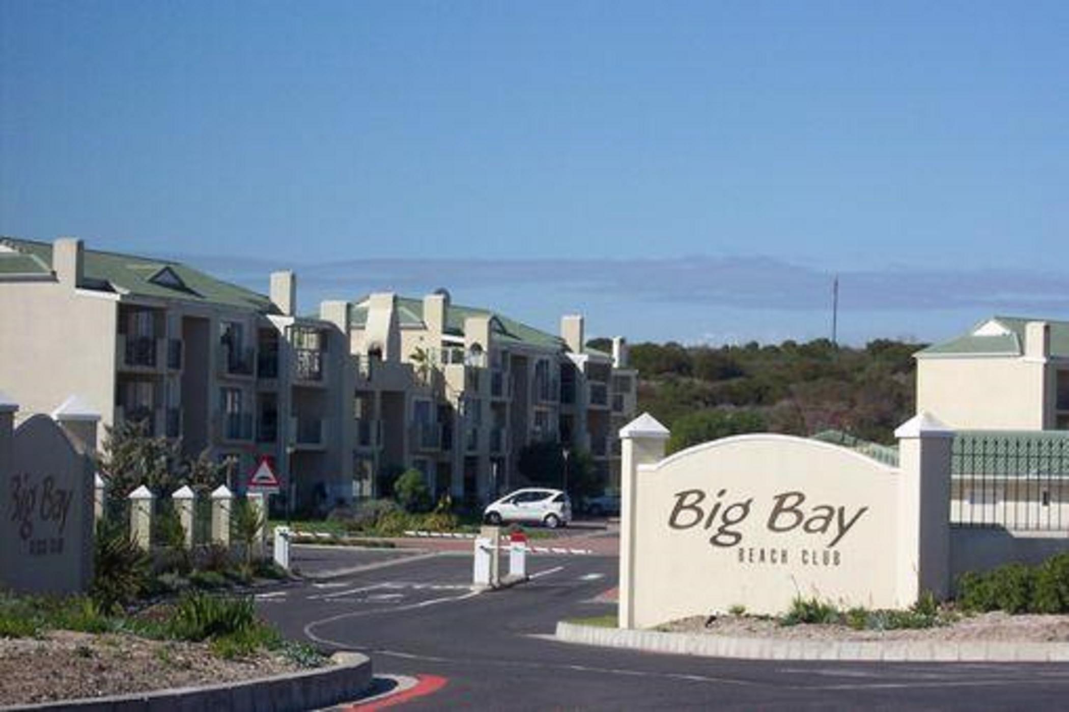 Apartment to rent in Bloubergstrand - 1TV1736431