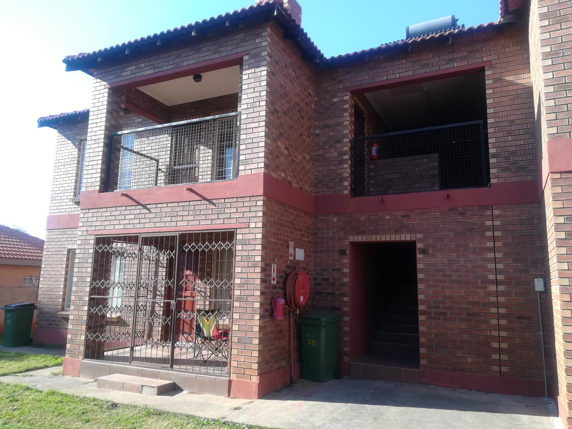 Apartment to rent in Waterval East - 1RU1720972
