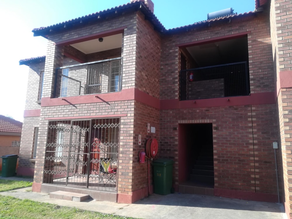 Apartment to rent in Waterval East - 1RU1720972 Apartment to rent in Waterval East - 1RU1720972