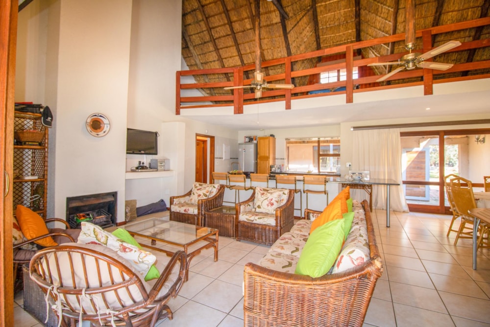 Double-storey house for sale in Lakeland - 1HR1645479 Double-storey house for sale in Lakeland - 1HR1645479