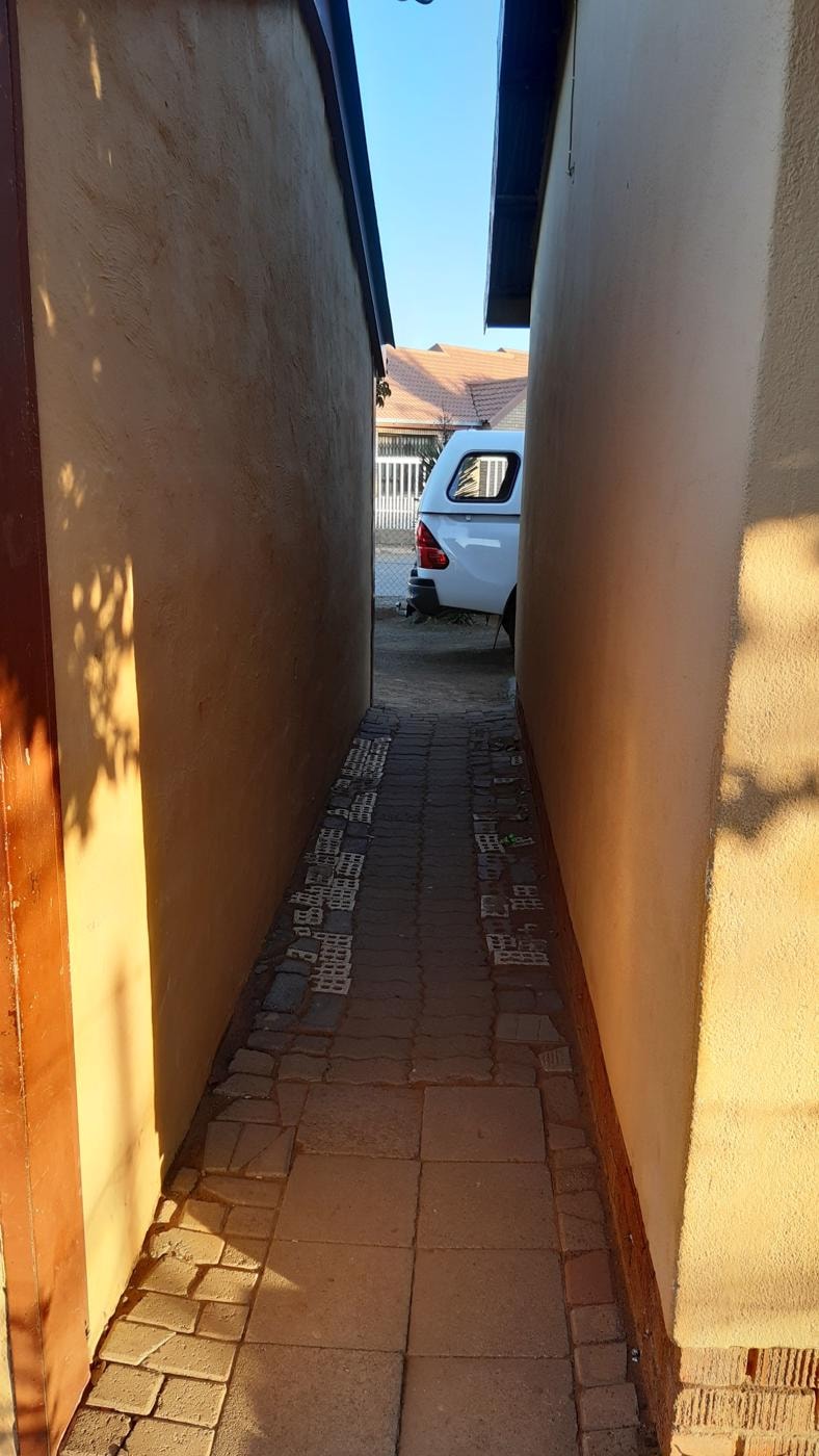 House for sale in Rocklands, Kagisanong - 1BX1488122