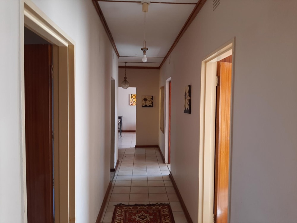 House to rent in Riviera, Kimberley - 1KJ1688550 House to rent in Riviera, Kimberley - 1KJ1688550