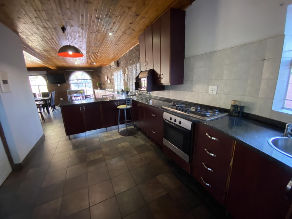 Guesthouse for sale in Newcastle - 1NW1489988