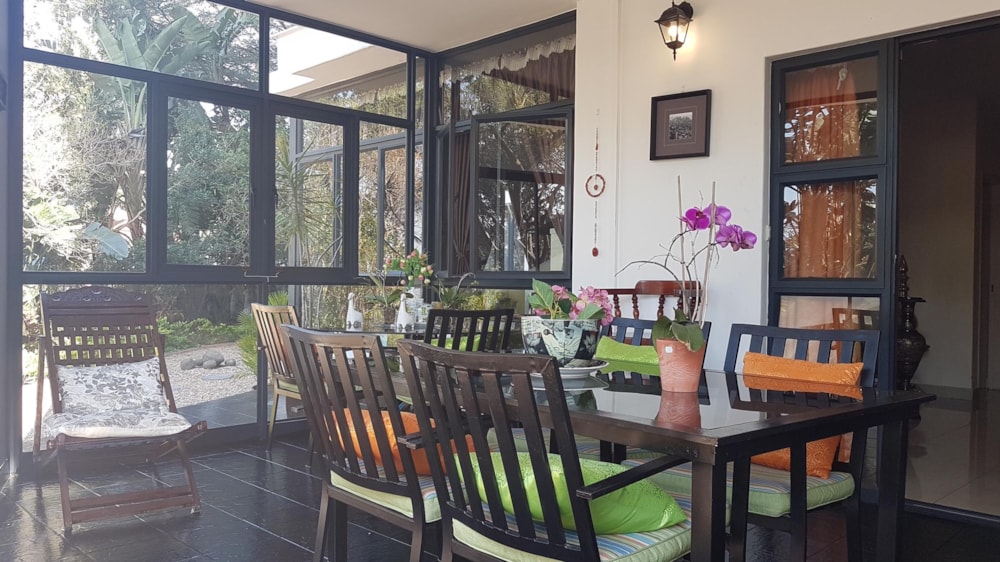 Garden apartment for sale in Morningside, Durban - 1DA1490214 Garden apartment for sale in Morningside, Durban - 1DA1490214