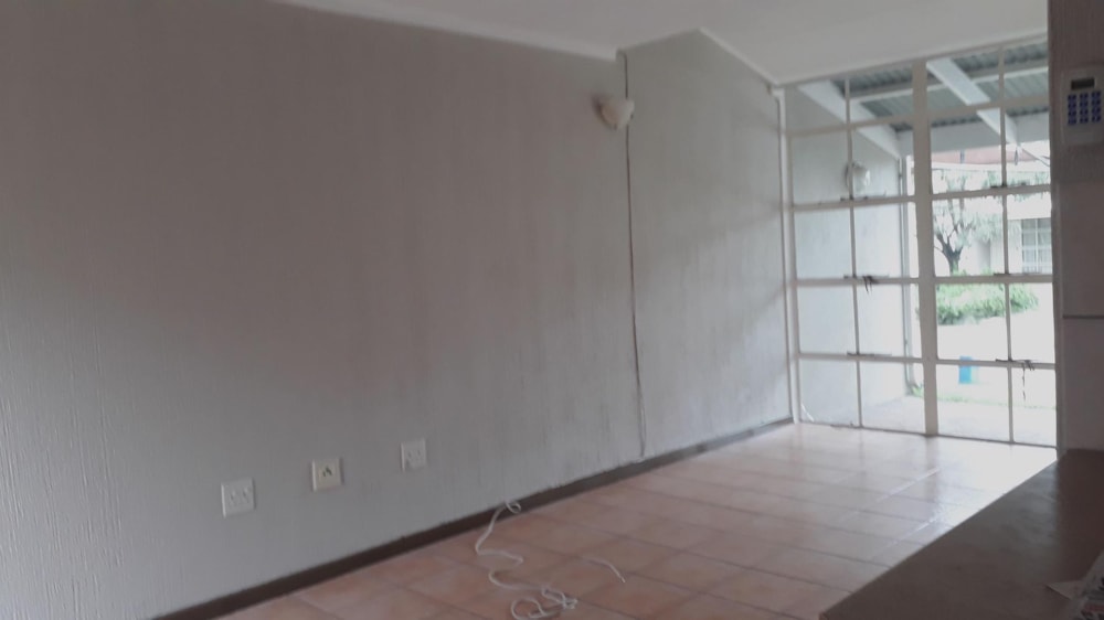 Double-storey apartment let in West Acres Ext 42 - 1NS1681647 Double-storey apartment let in West Acres Ext 42 - 1NS1681647