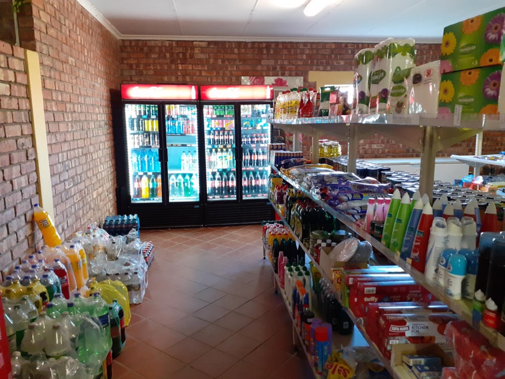 Commercial retail property for sale in Paradise Beach, Jeffreys Bay - 1JF1492983