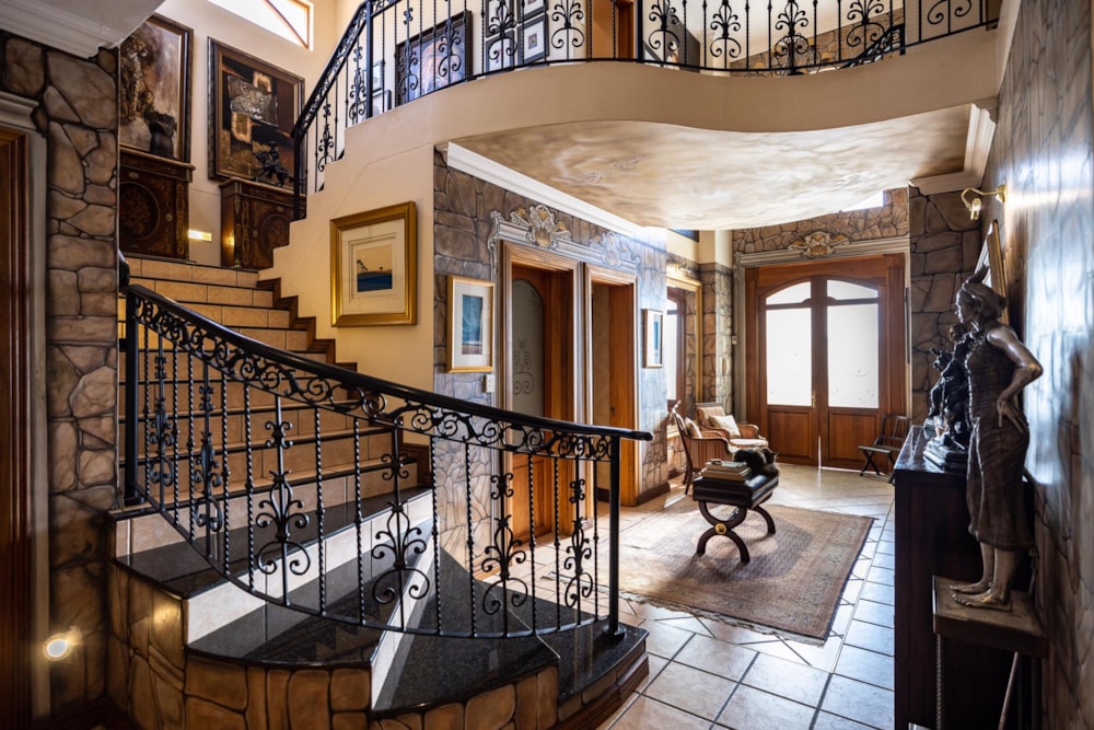 House for sale in Waterkloof Ridge - PT1495441 House for sale in Waterkloof Ridge - PT1495441