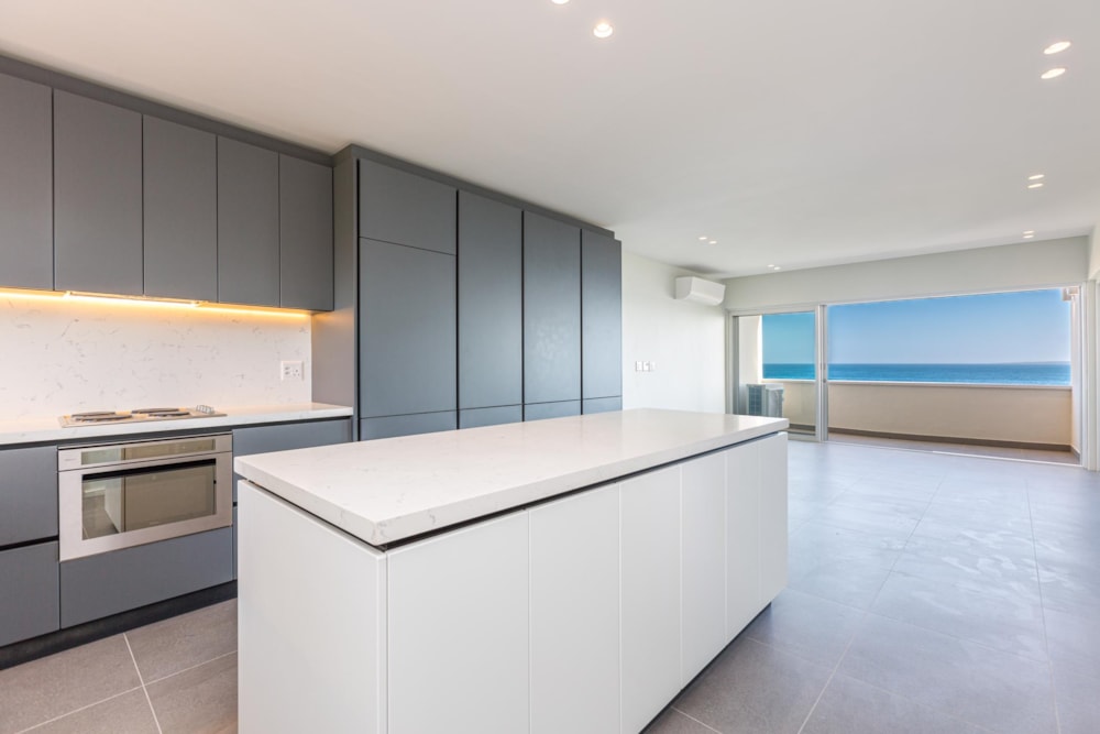 Apartment for sale in Mouille Point - AS1749398 Apartment for sale in Mouille Point - AS1749398