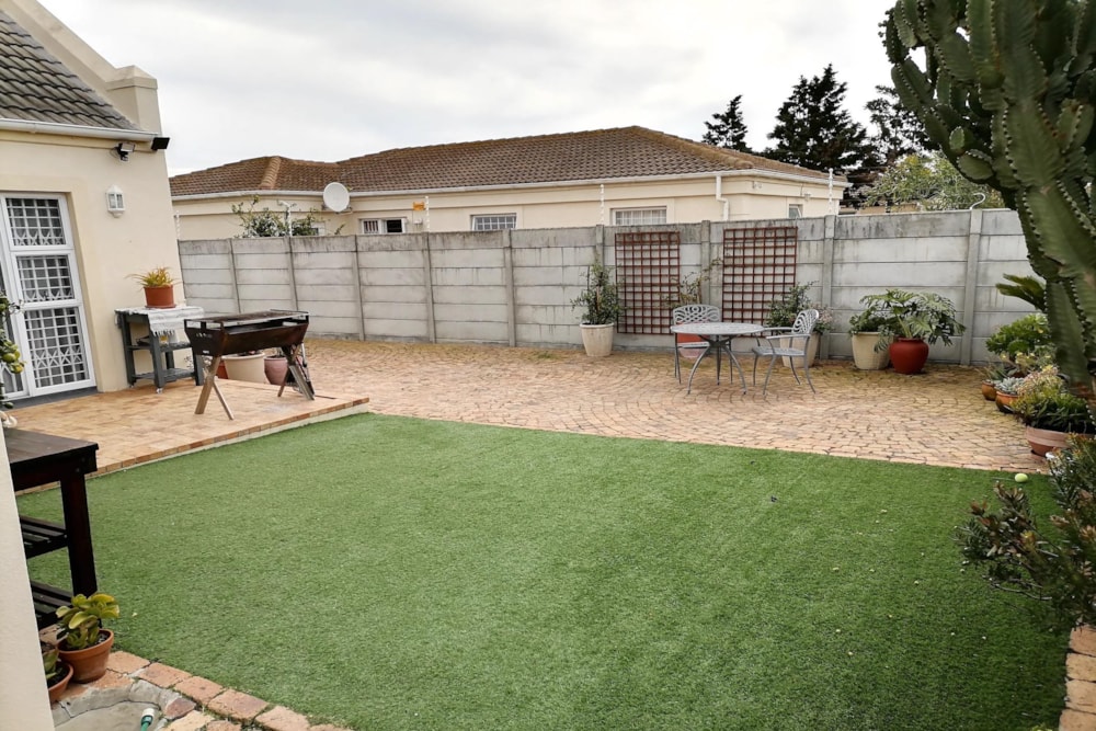 House let in Sunningdale, Blouberg - 1TV1705406
