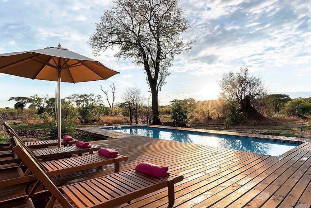 Game lodge for sale in Chobe, Botswana - 3BO1496295 Game lodge for sale in Chobe, Botswana - 3BO1496295