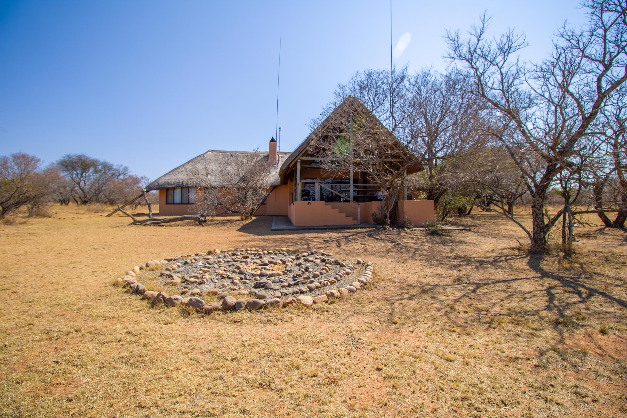 Game farm for sale in Vaalkop Dam, Bushwillow Estate - 1HR1496499