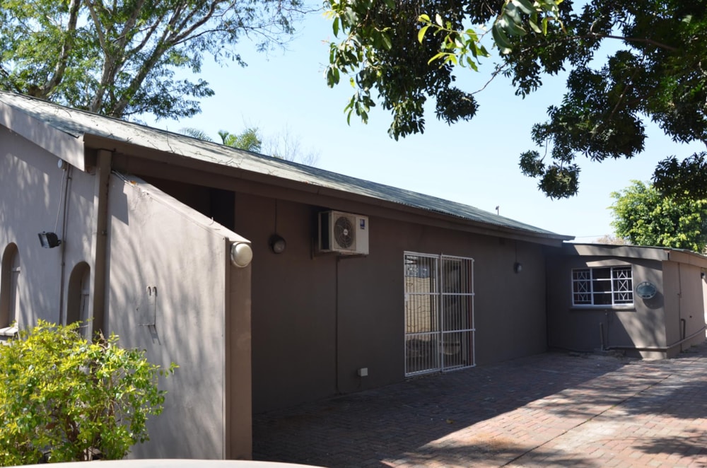 House for sale in Rustenburg - 1RU1496303 House for sale in Rustenburg - 1RU1496303