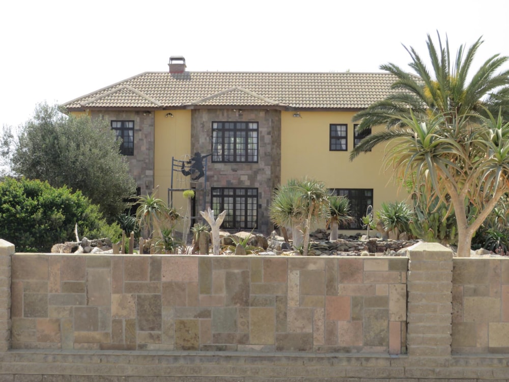 House for sale in Kramersdorf, Namibia - 3NM1497643 House for sale in Kramersdorf, Namibia - 3NM1497643