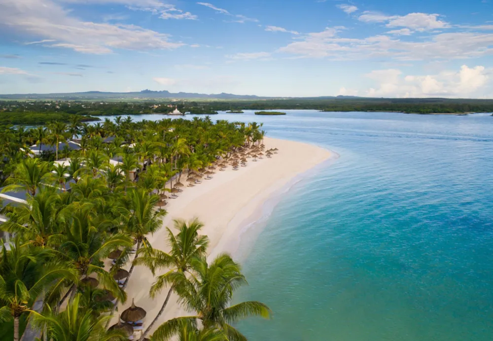 Beachfront villa for sale in Belle Mare, Mauritius - MUR1498142 Beachfront villa for sale in Belle Mare, Mauritius - MUR1498142